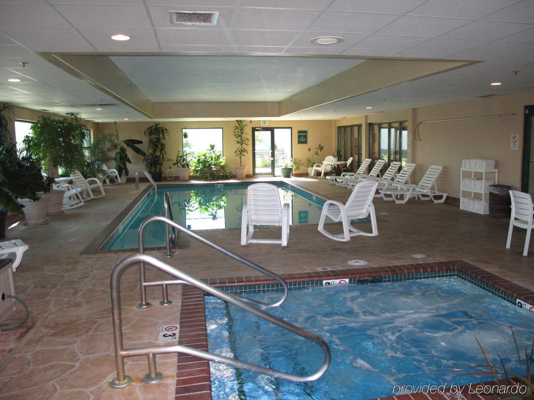 Отель La Quinta By Wyndham Omaha Airport Downtown Carter Lake Экстерьер фото