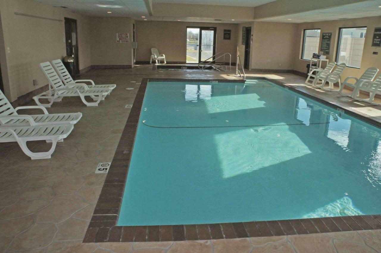 Отель La Quinta By Wyndham Omaha Airport Downtown Carter Lake Экстерьер фото