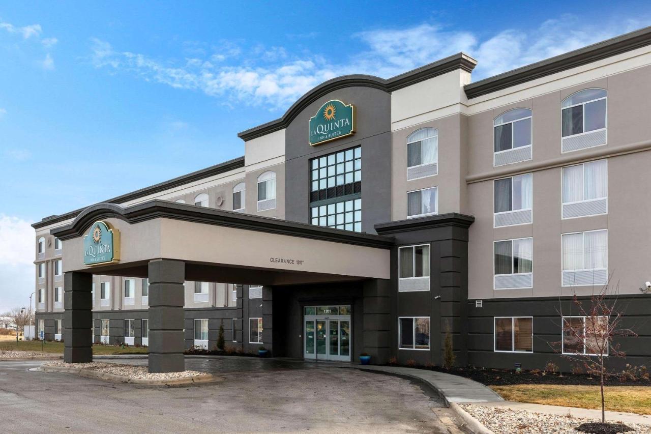 Отель La Quinta By Wyndham Omaha Airport Downtown Carter Lake Экстерьер фото